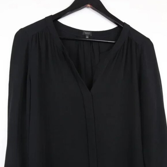 Aritzia T.Babaton 100% Silk Bergen Button Down Long Sleeve Black Blouse - Picture 2 of 6